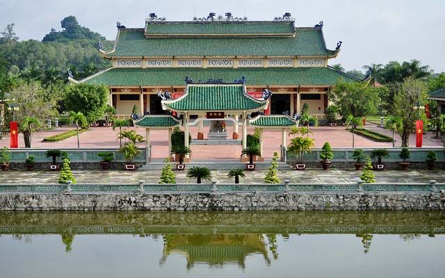 giới thiệu về Văn Miếu Trấn Biên