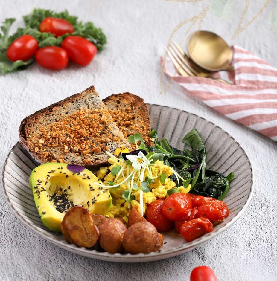 Ăn brunch ở Sài Gòn L’Her Banyste