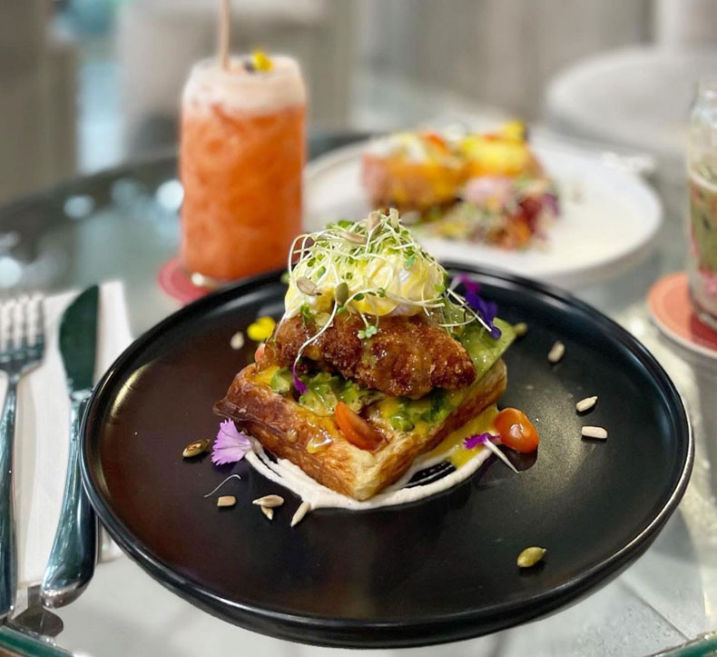 Ăn brunch ở Sài Gòn Soko Cake Bake & Brunch