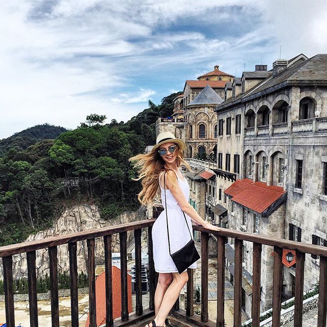 ve-may-bay-vietnam-airlines-tu-sai-gon-di-da-nang-thang-12