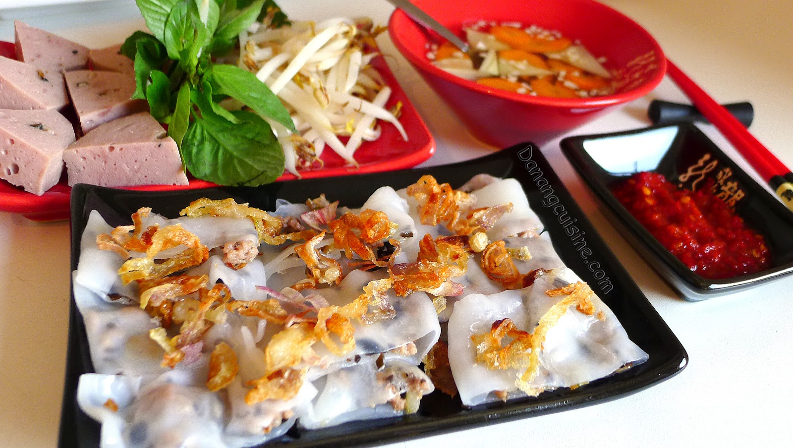 ve-may-bay-vietnam-airlines-tu-sai-gon-di-ha-noi-thang-3