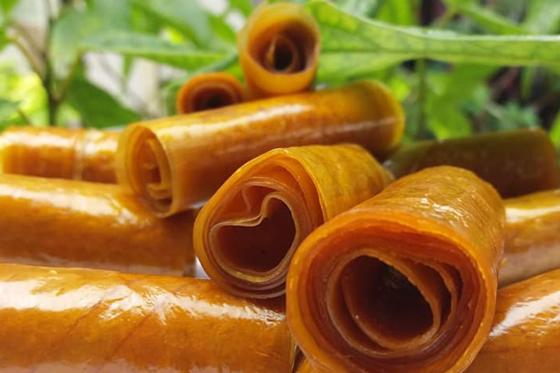 bánh tráng xoài Nha Trang