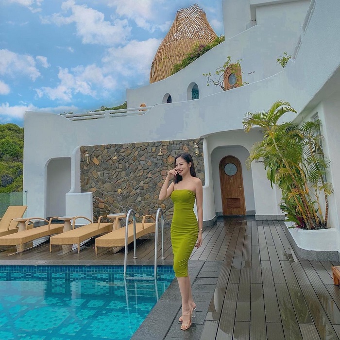 hồ bơi tại Mgallery Cát Bà