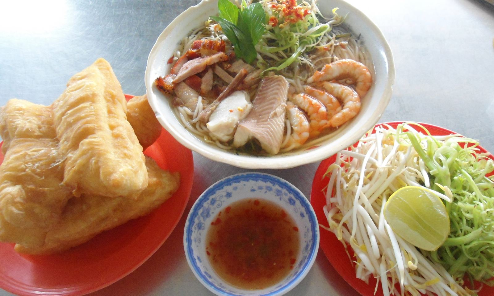 bún lèo Thái Huê Viên Cần Thơ