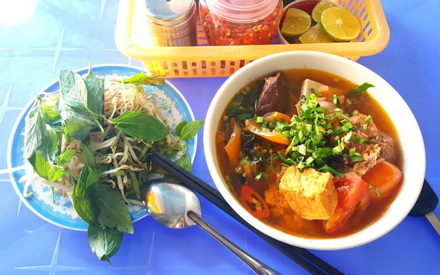 bún riêu Nguyễn Hiền Cần Thơ