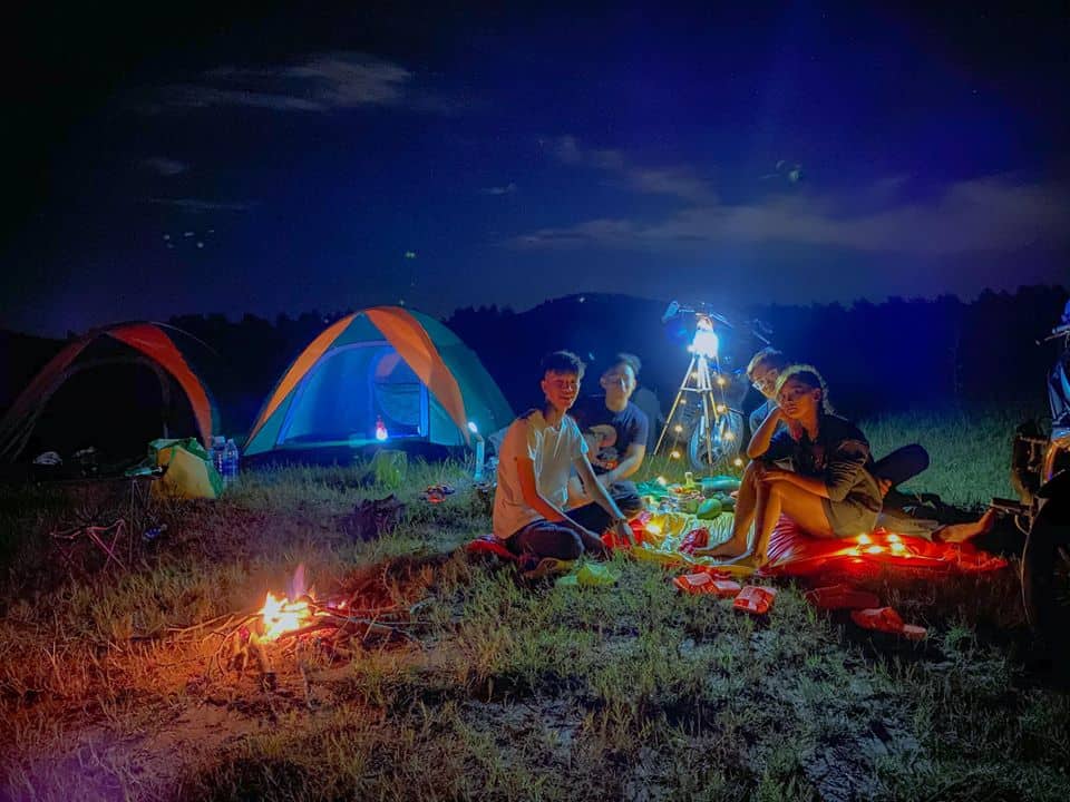Cắm trại đêm Hồ Dầu Tiếng