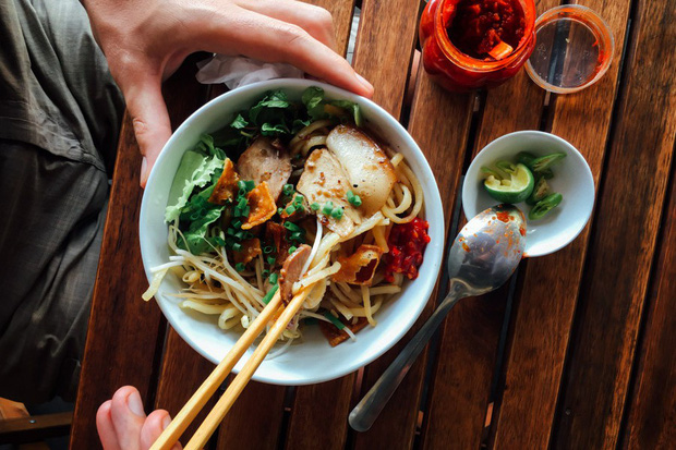 quán cao lầu Bà Bé