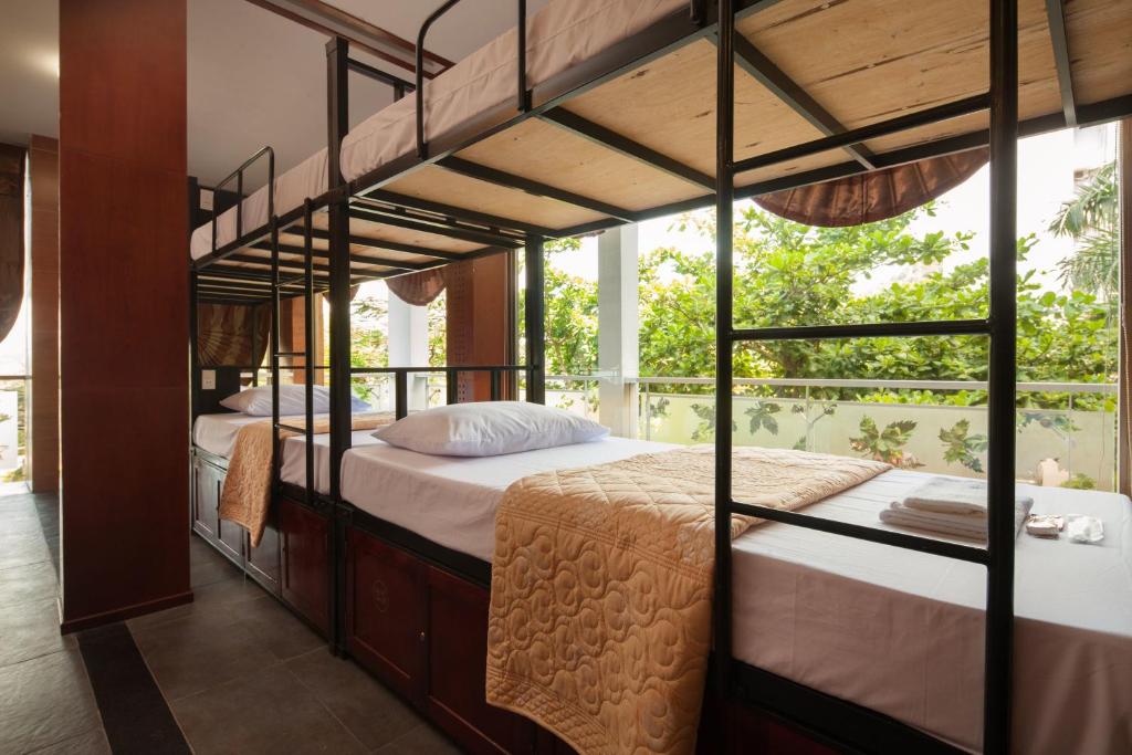 Nhà nghỉ Cát Bà