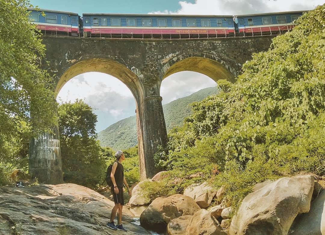 Đèo Hải Vân - Cầu Vòm Đồn Cả