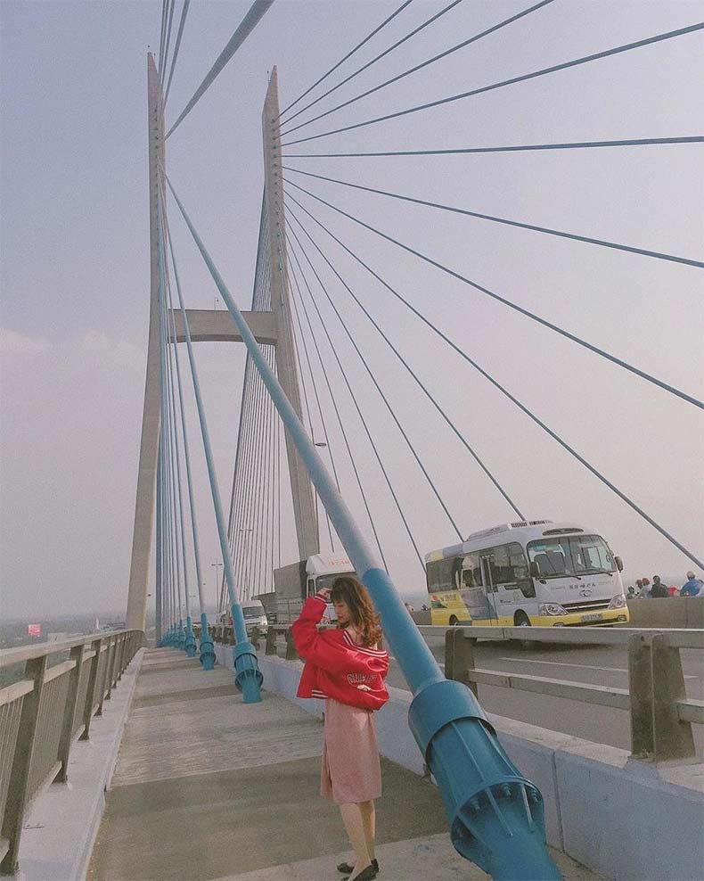 check-in tại cầu Trần Thị Lý Đà Nẵng