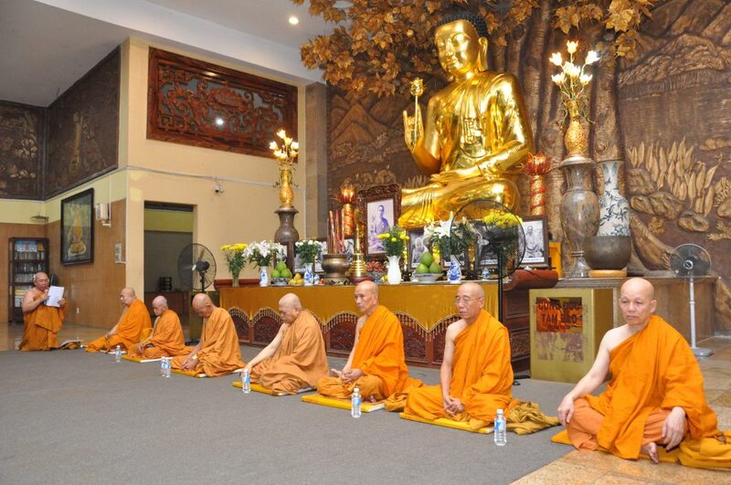 Thời giảng pháp chùa Minh Đăng Quang