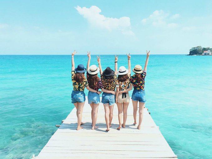 ve-may-bay-vietnam-airlines-di-da-nang-thang-8