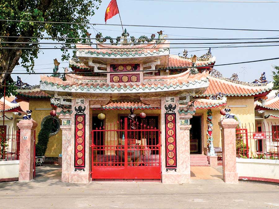 ve-may-bay-tu-tp-ho-chi-minh-di-rach-gia