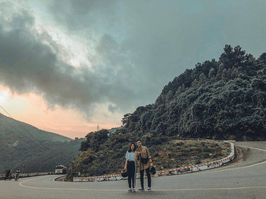 ve-may-bay-vietnam-airlines-di-da-nang-thang-7