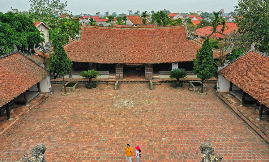 Đình làng Mông Phụ Đường Lâm