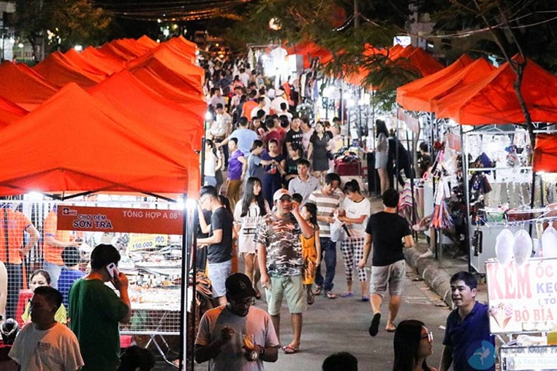 Vui chơi giải trí đường phố chợ đêm Sơn Trà