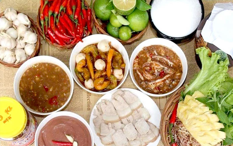 Giới thiệu mắm nêm bà Cẩn Đà Nẵng