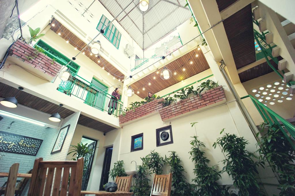 ve-may-bay-nha-trang-di-ha-noi-thang-3