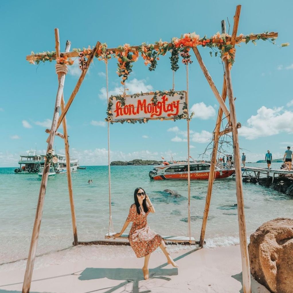 đi Hòn Móng Tay tháng mấy