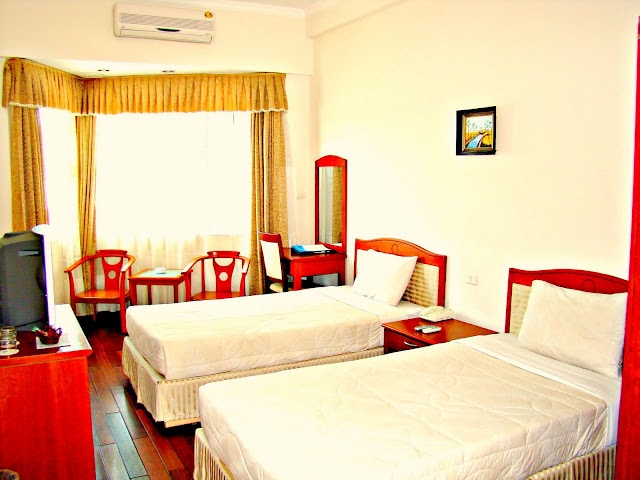 Nhà nghỉ Cát Bà