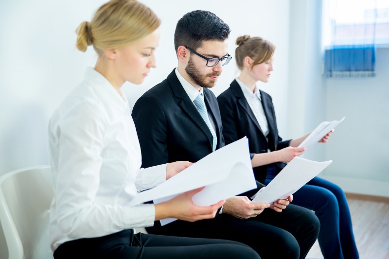 Học tiếng Nhật tại trung tâm giúp bạn có cơ hội trao dồi kiến thức nhiều hơn