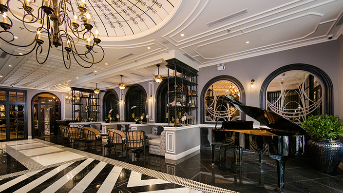 ve-may-bay-vietnam-airlines-tu-vinh-di-ha-noi