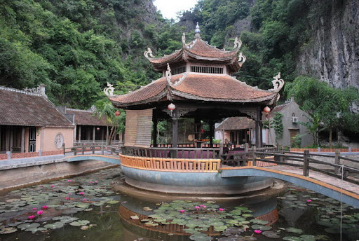 Resort Làng Việt Cổ Ninh Bình