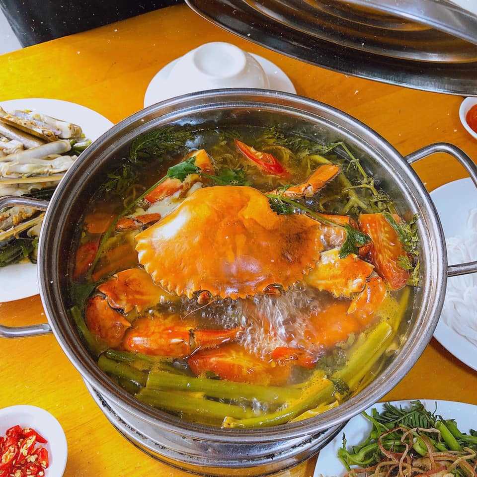 Lẩu cua - món ngon Quận 10