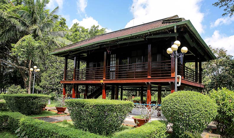 lưu ý khi tham quan nhà sàn bác Hồ