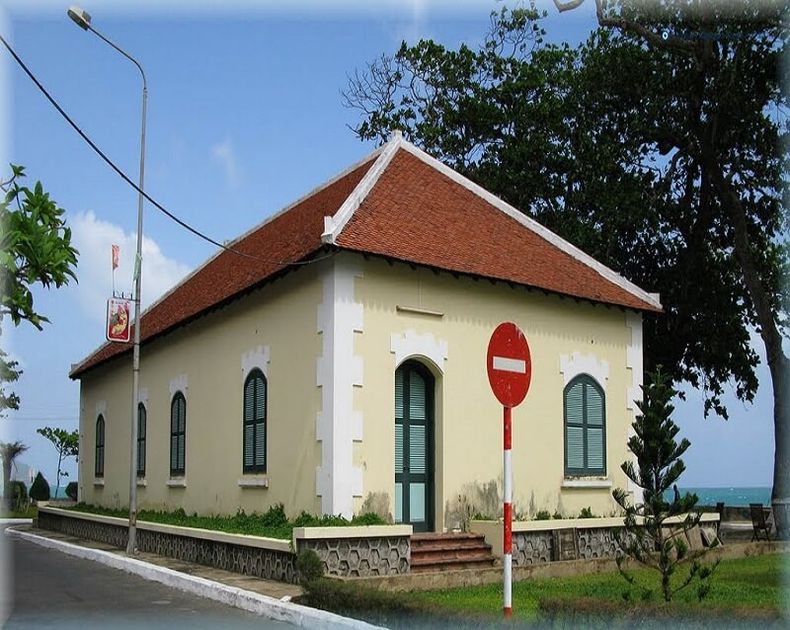 nhà công giáo Côn Đảo