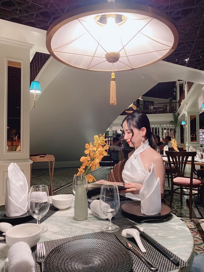 nhà hàng Indochine Kitchen tại Mgallery Cát Bà