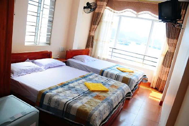 Nhà nghỉ Cát Bà