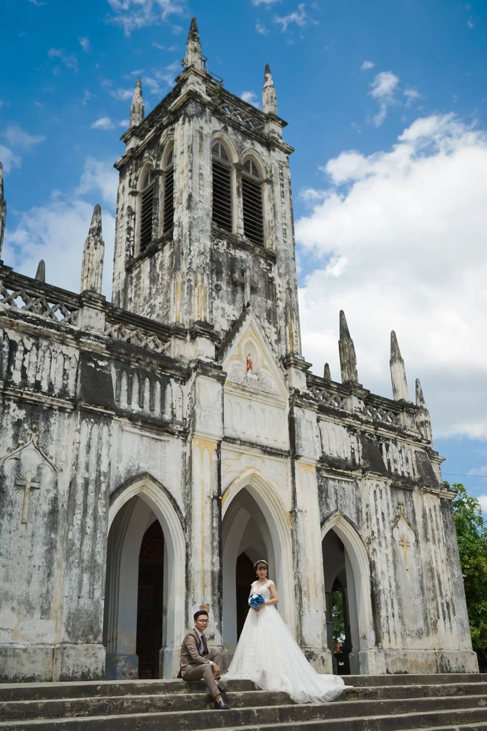 ve-may-bay-tu-dien-bien-di-nha-trang