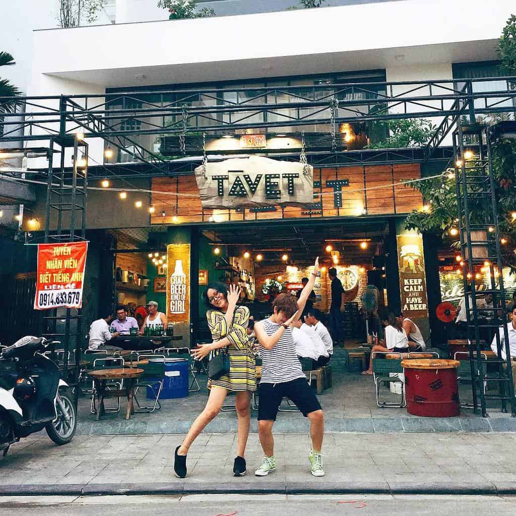 ve-may-bay-vietnam-airlines-tu-ho-chi-minh-di-hue