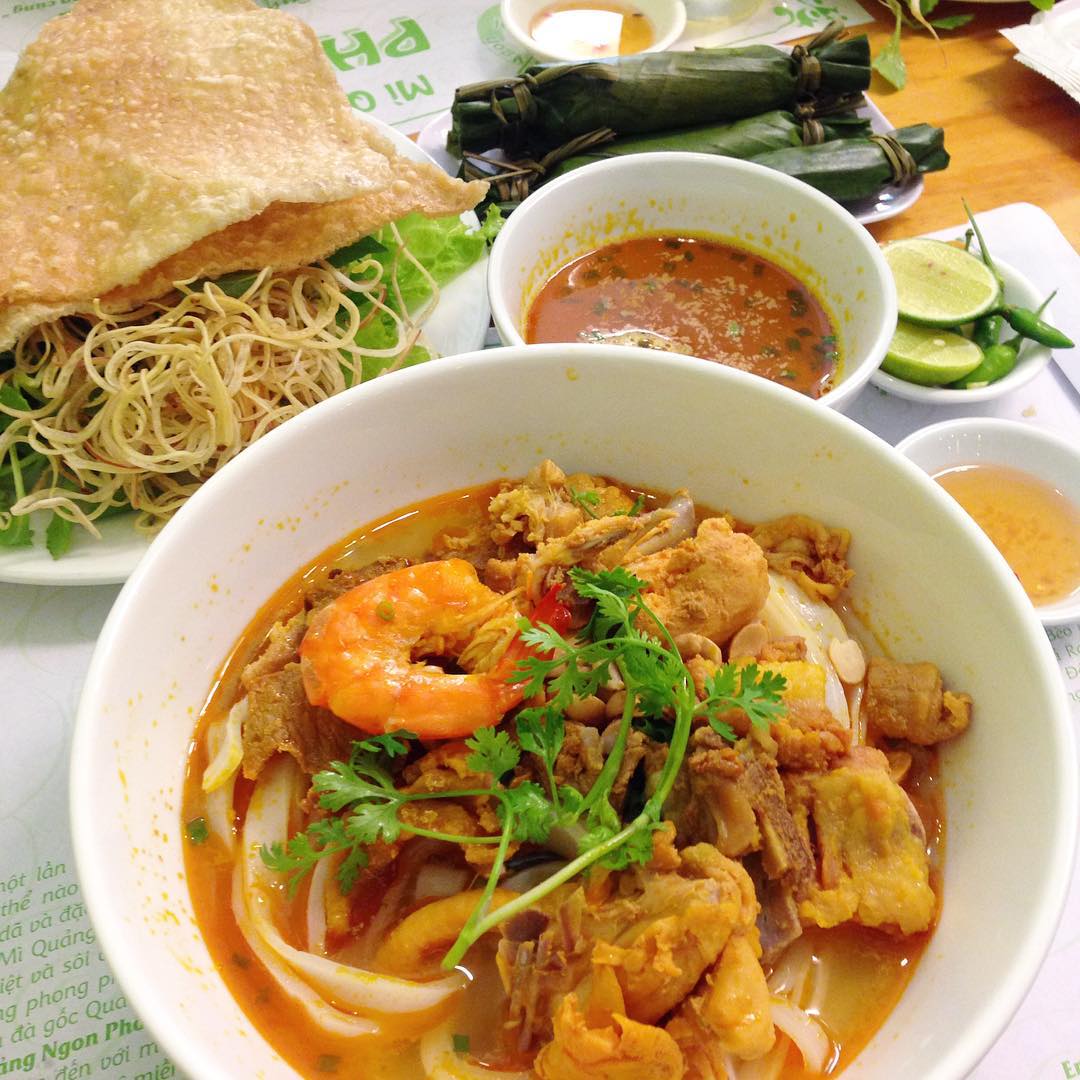 ve-may-bay-tu-nha-trang-di-da-nang