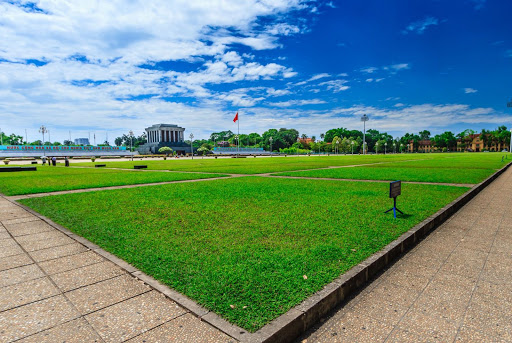 ve-may-bay-tu-quy-nhon-di-ha-noi-thang-3