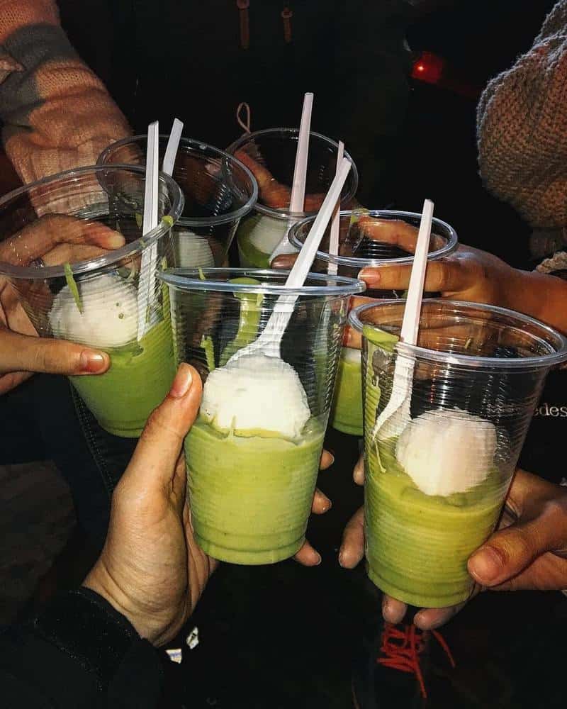 Kem bơ cô Vân được các bạn trẻ rất yêu thích