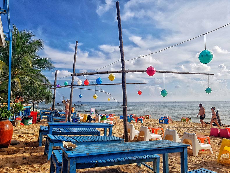 Rory's Beach Bar gần biển