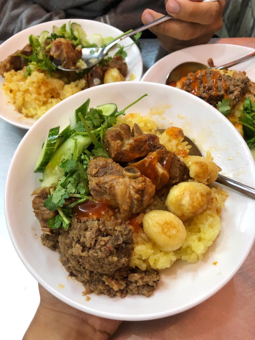 Sáng ăn gì ở Hà Nội xôi sườn cay 628