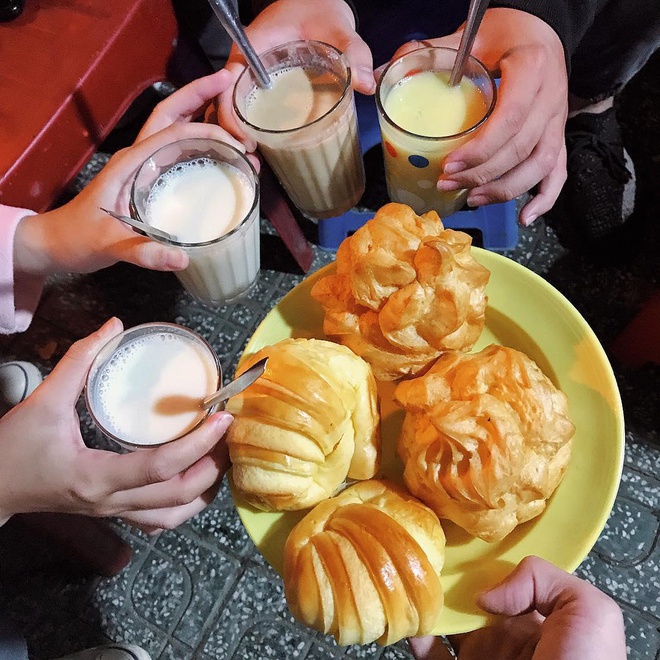 ve-may-bay-vietnam-airlines-di-da-lat