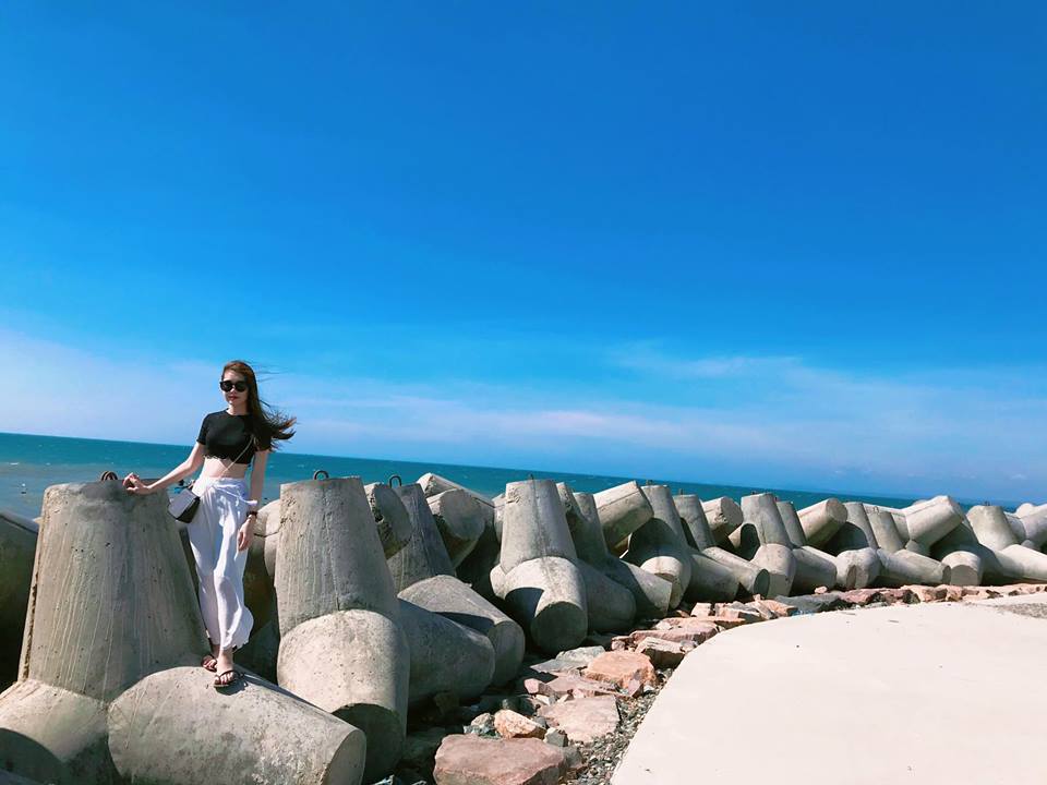 chơi gì ở Bãi đá Ông Địa