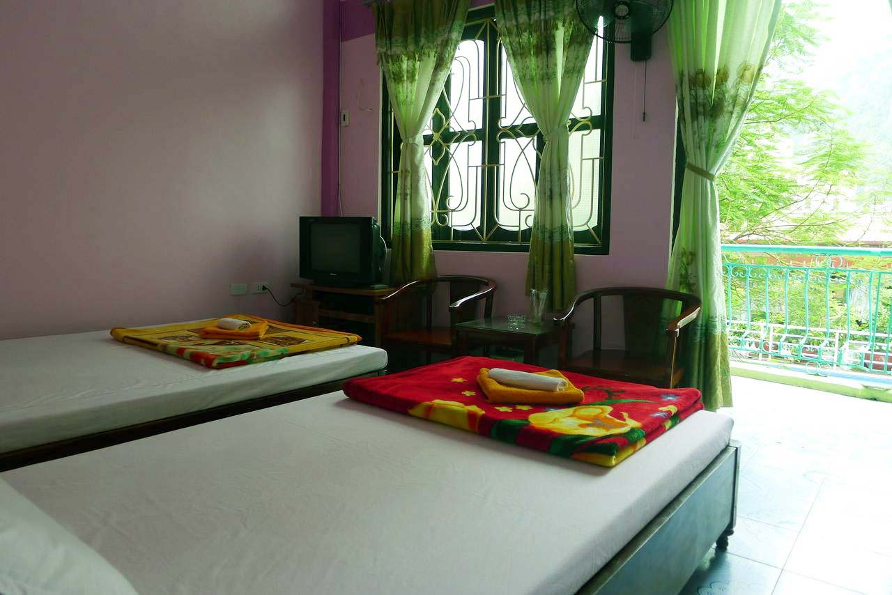 Nhà nghỉ Cát Bà