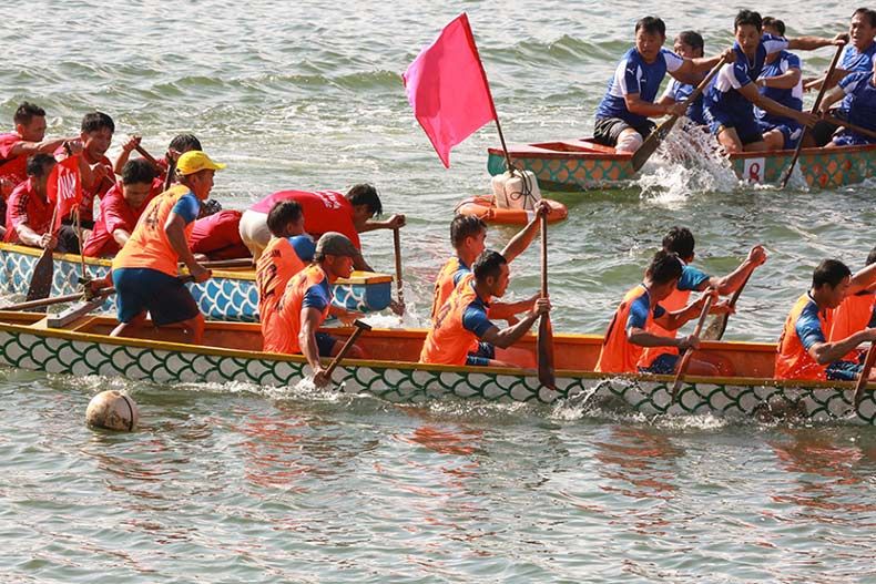 đi lễ hội đua thuyền Đà Nẵng tháng mấy