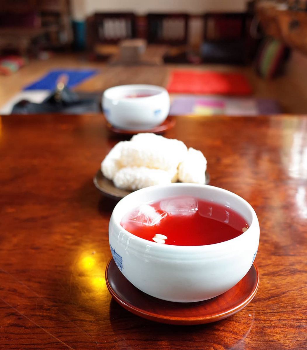 Đồ uống Hàn Quốc trà Omija