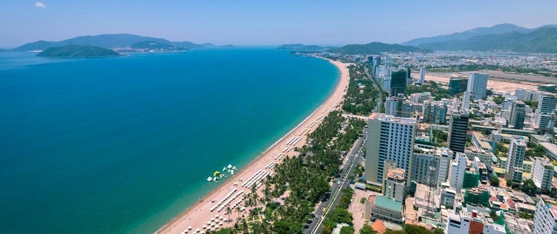 Thưởng thức phong cảnh biển Nha Trang tuyệt đẹp