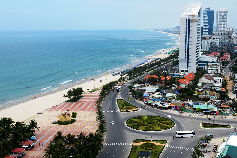 Đặt vé giá rẻ Nha Trang đi Đà Nẵng tại VietAIR