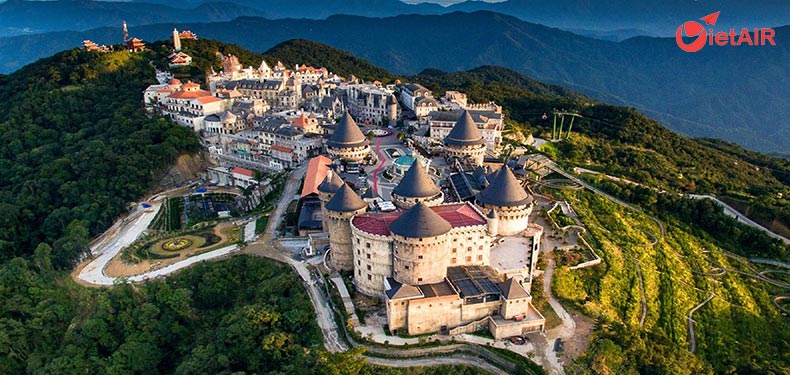 Cận cảnh Bà Nà Hills ở Đà Nẵng đẹp như tiên cảnh