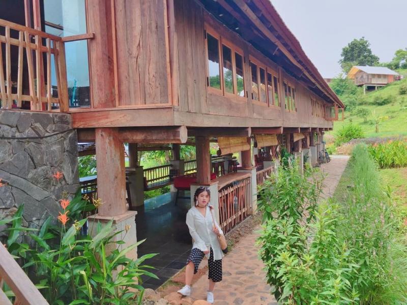 Để đến với Buôn Mê Thuột tươi đẹp bạn có nhiều lựa chọn về vé máy bay