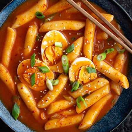 Món ăn ngon nhất Hàn Quốc - Bánh gạo Tokbokki