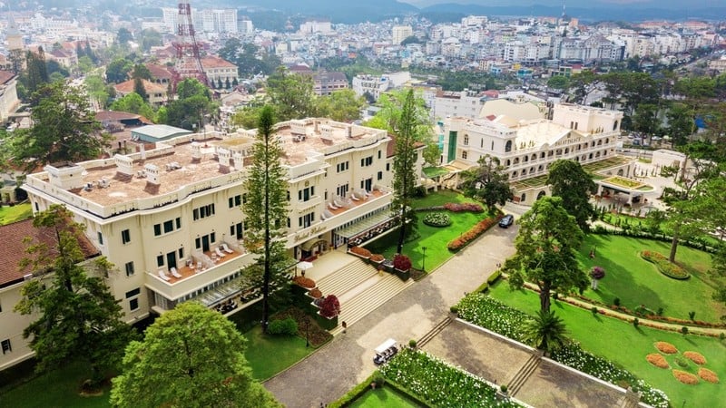 Khách sạn 5 sao Đà Lạt - Dalat Palace Hotel
